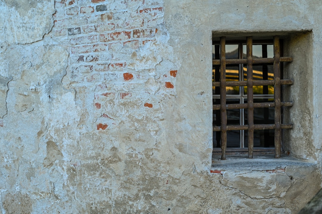 Menjelajahi Dunia Slot Dana DV188: Panduan Terbaik untuk Pemula